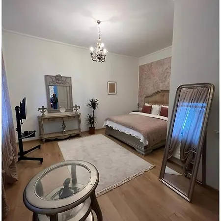 Appartement C-entral Boutique *